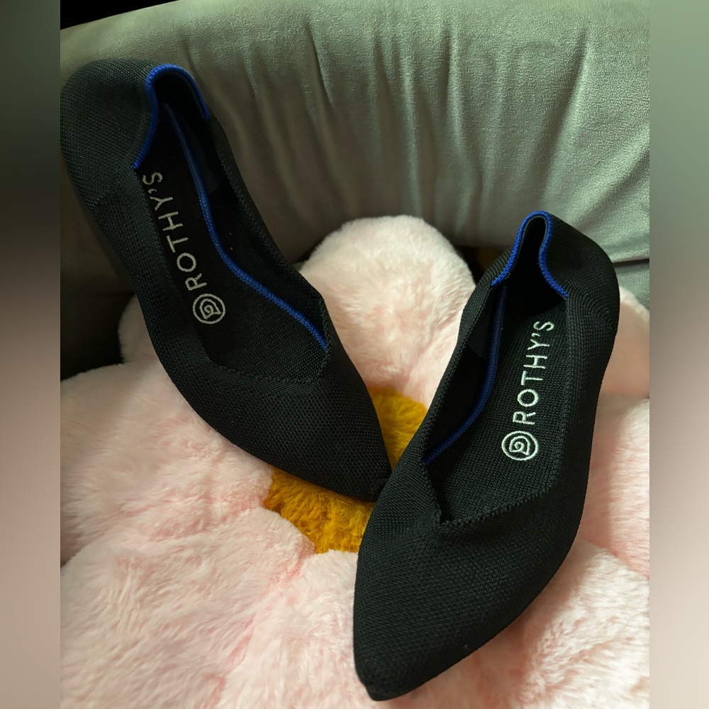 Rothys The Point Flat Shoes Black Slip On Breathable Casual 6.5